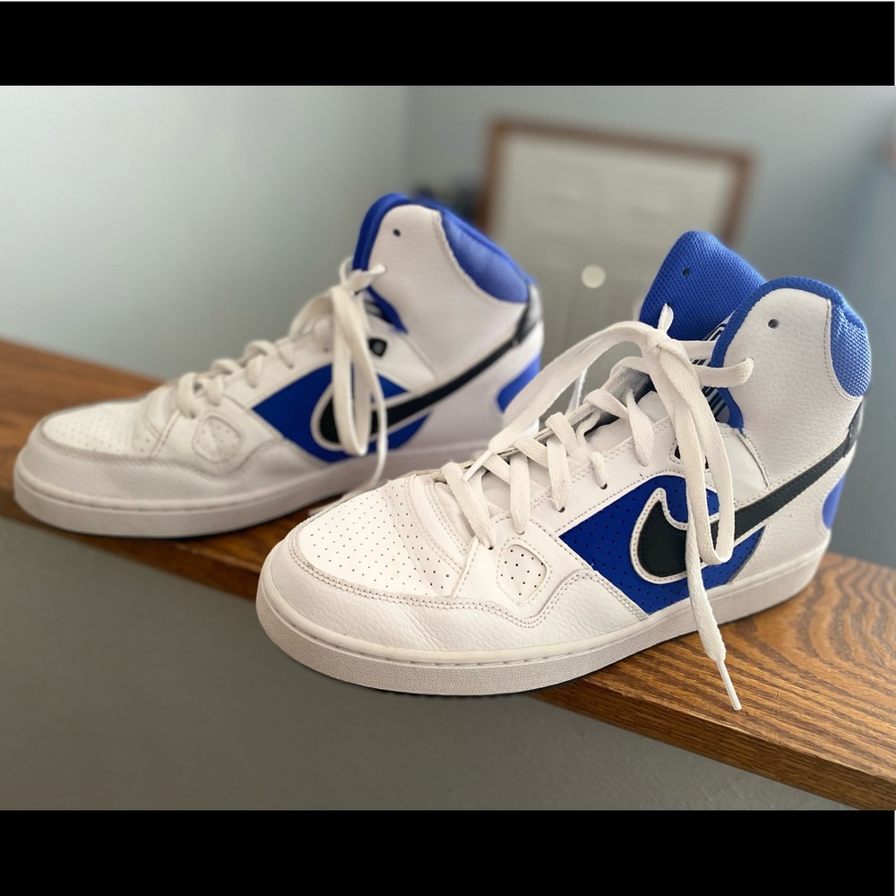 Nike Men's Court Vision Mid Sneaker